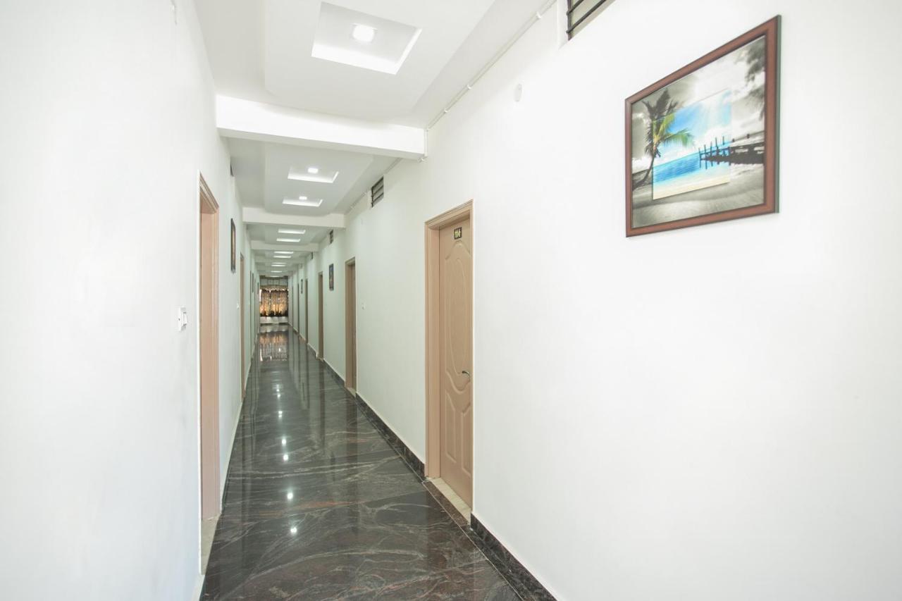 Oyo 11097 Hotel Grand Arabian Bangalore Luaran gambar