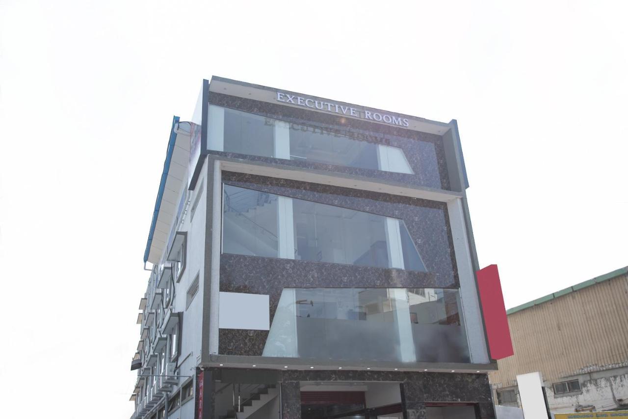 Oyo 11097 Hotel Grand Arabian Bangalore Luaran gambar