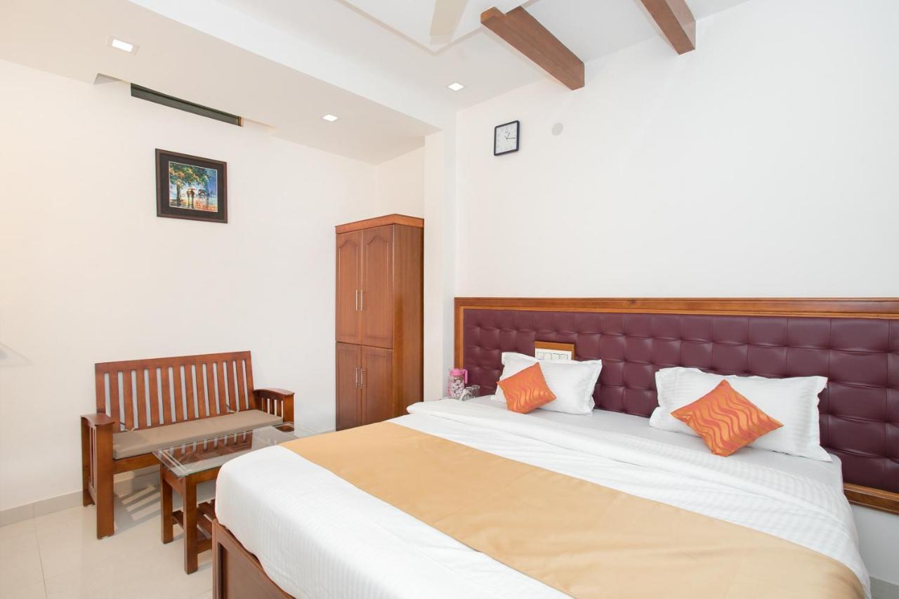 Oyo 11097 Hotel Grand Arabian Bangalore Luaran gambar
