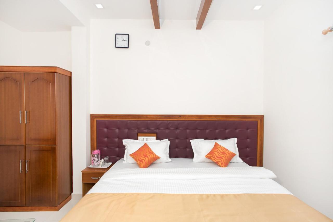 Oyo 11097 Hotel Grand Arabian Bangalore Luaran gambar
