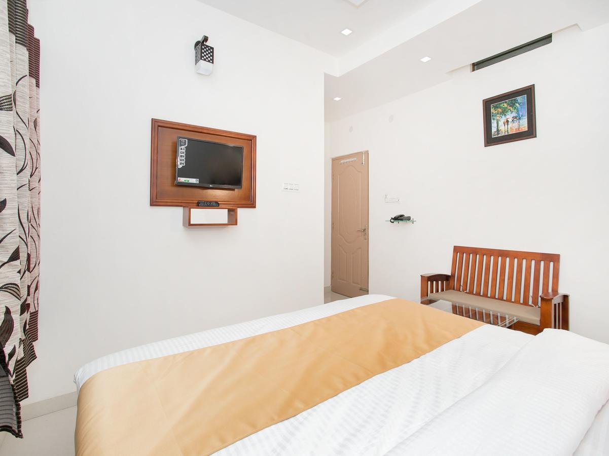 Oyo 11097 Hotel Grand Arabian Bangalore Luaran gambar